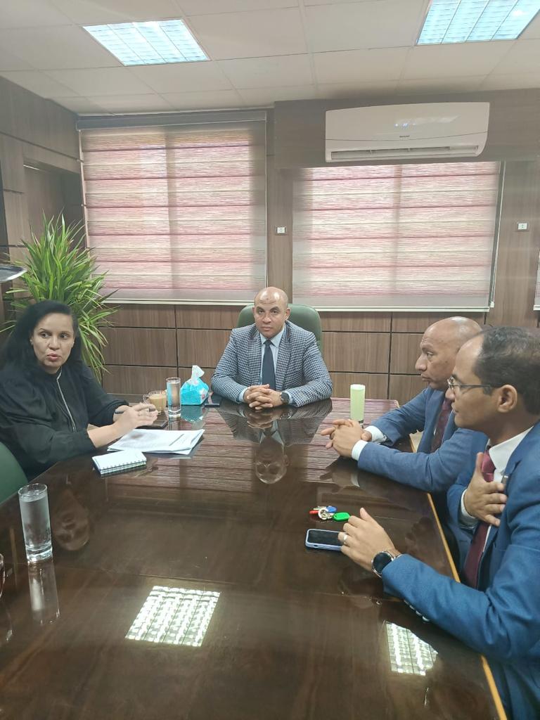 قطاع شئون خدمة المجتمع وتنمية البيئة بجامعة أسيوط يعقد اجتماعا للعمل على الخطة الاستراتيجية للجامعة 2024/  2029